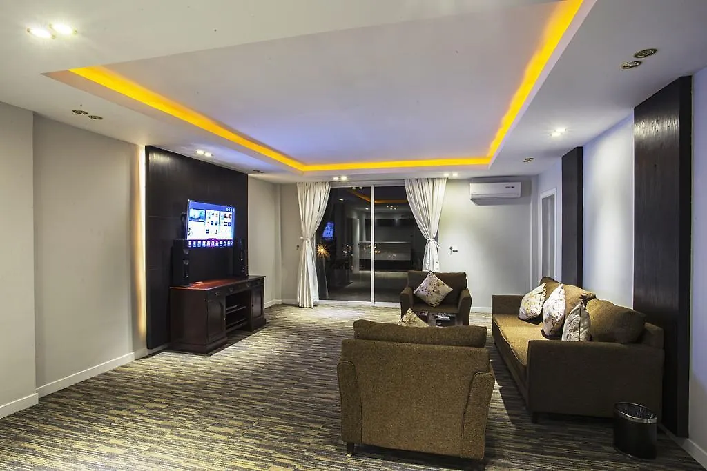 New Hill Paradise Sihanoukville 4*,