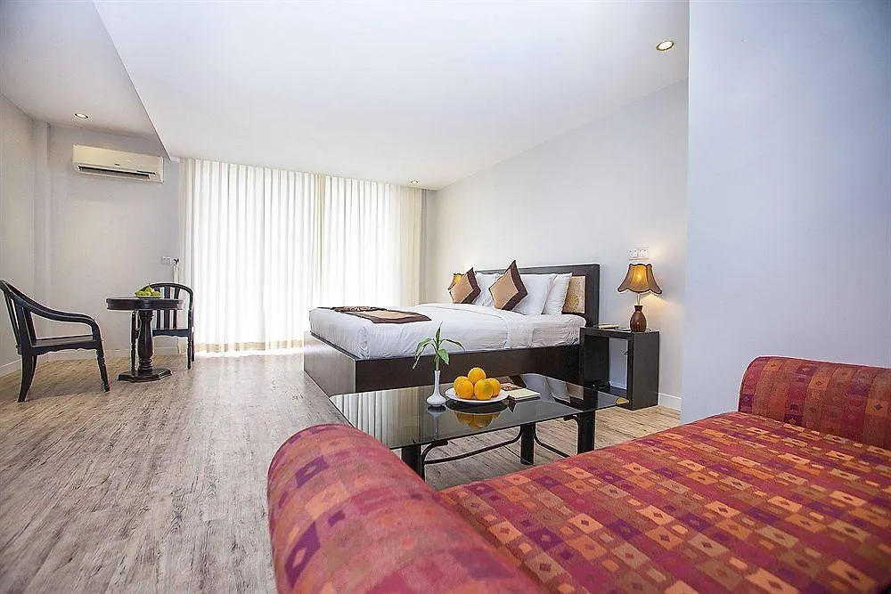 New Hill Paradise Sihanoukville 4*,